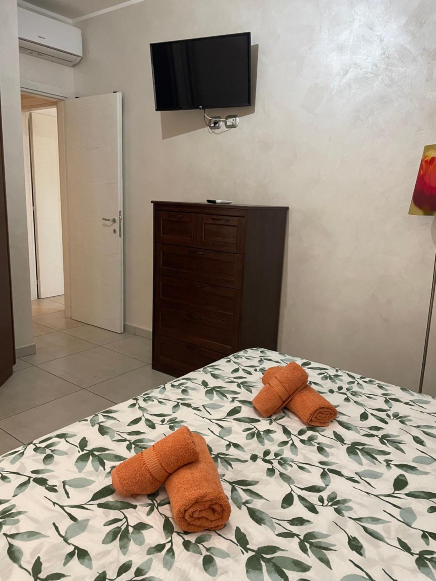 Home With Parking Near The Airport And Beach Fiumicino Exterior photo